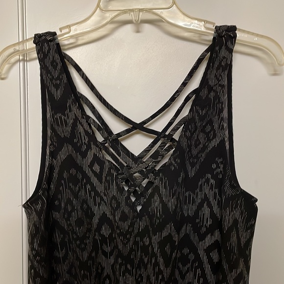 UO - black geo printed romper - M (fits S) - Picture 2 of 4